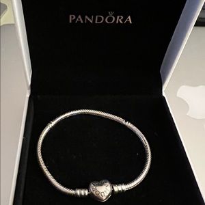 Pandora bracelet heart